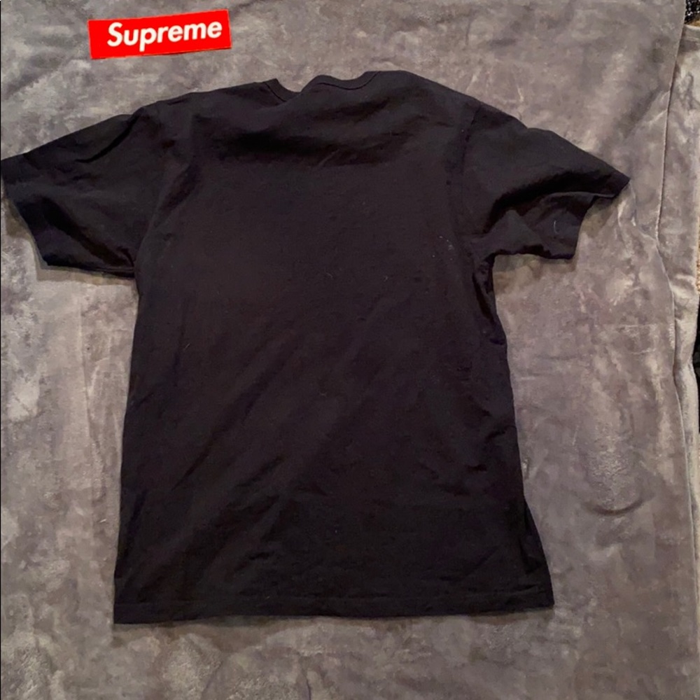 Supreme men’s authentic T-shirt - Picture 4 of 4